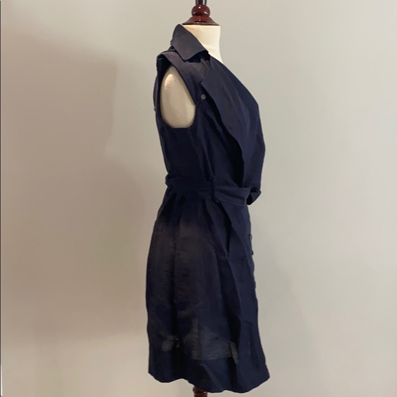 Chic and Classy navy blue dress - Picture 2 of 9